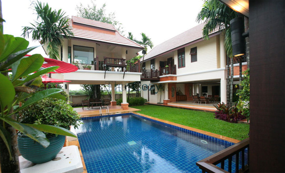 Lanna House for sale in Chaing Mai