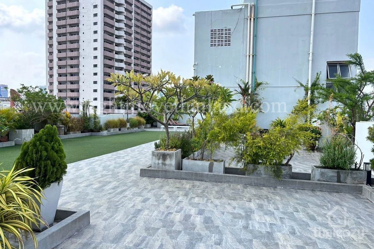 ไลฟ์ สุขุมวิท 48 photo 8