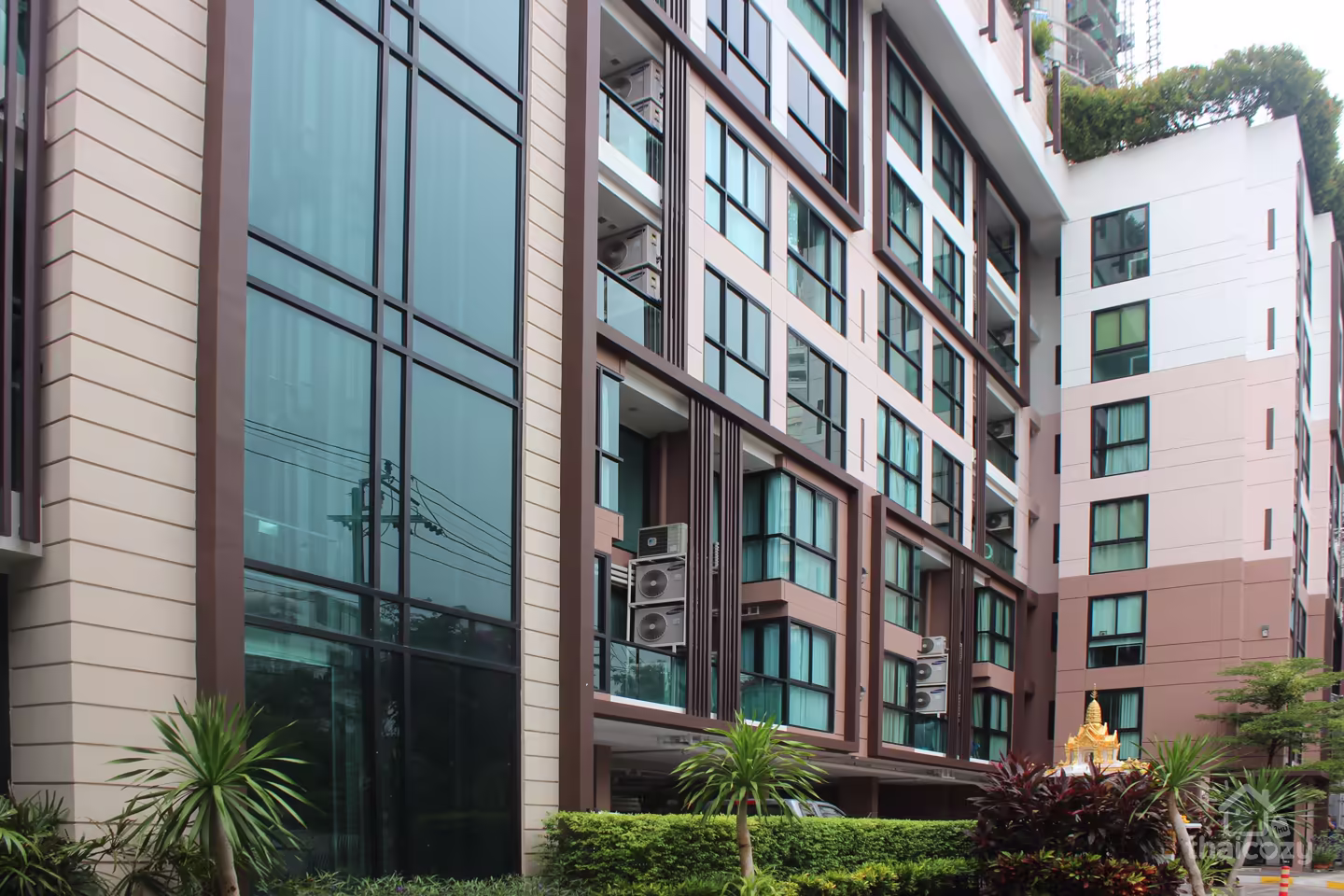 Le Cote Thonglor 8 photo 2