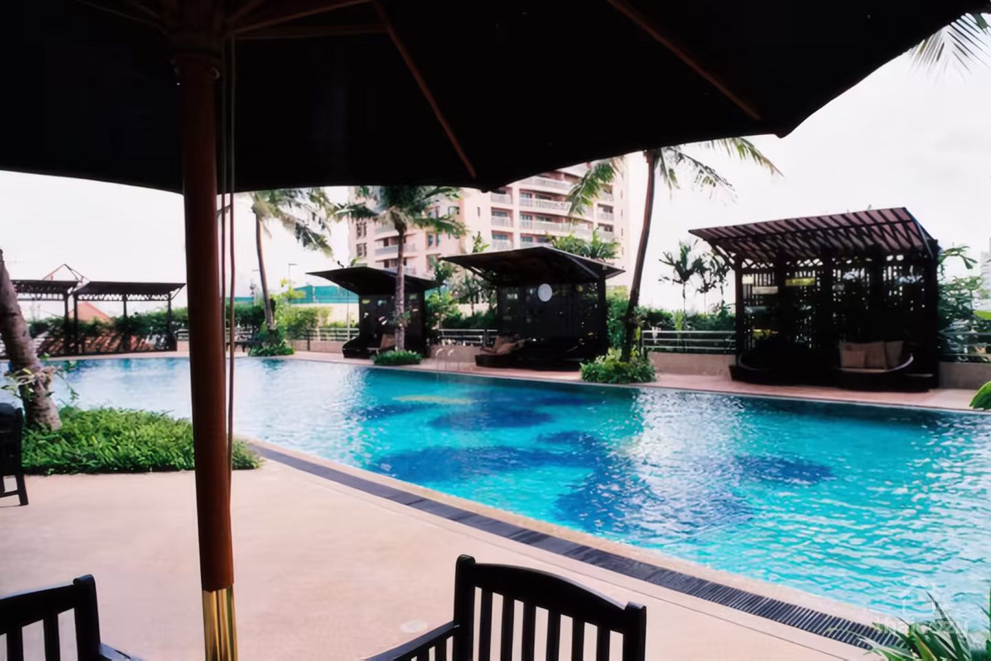 Sathorn Gardens photo 9