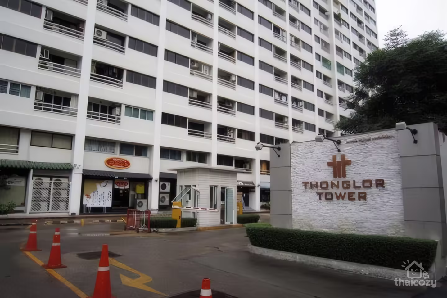 Thonglor Tower photo 4