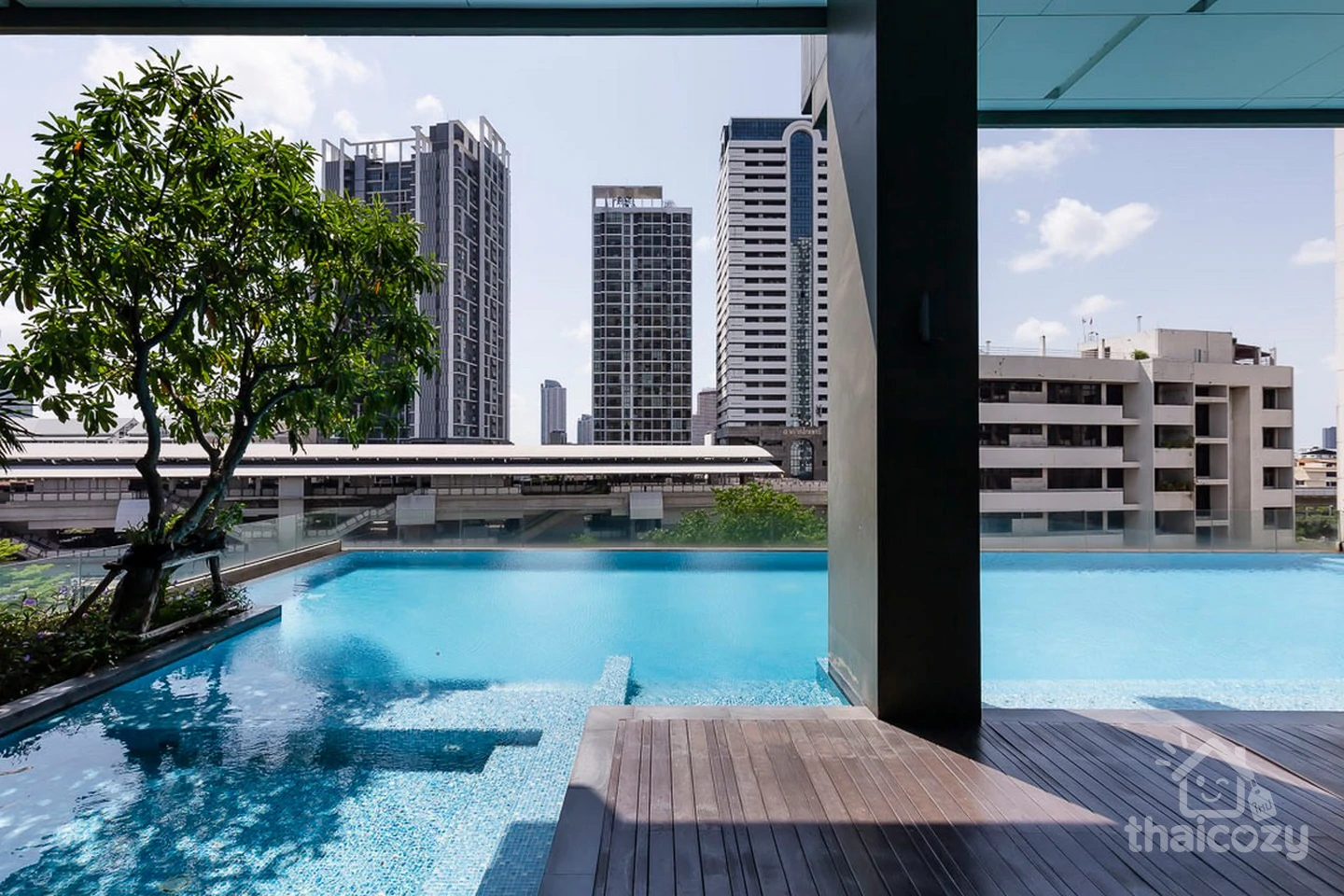 Hive Sathorn photo 9