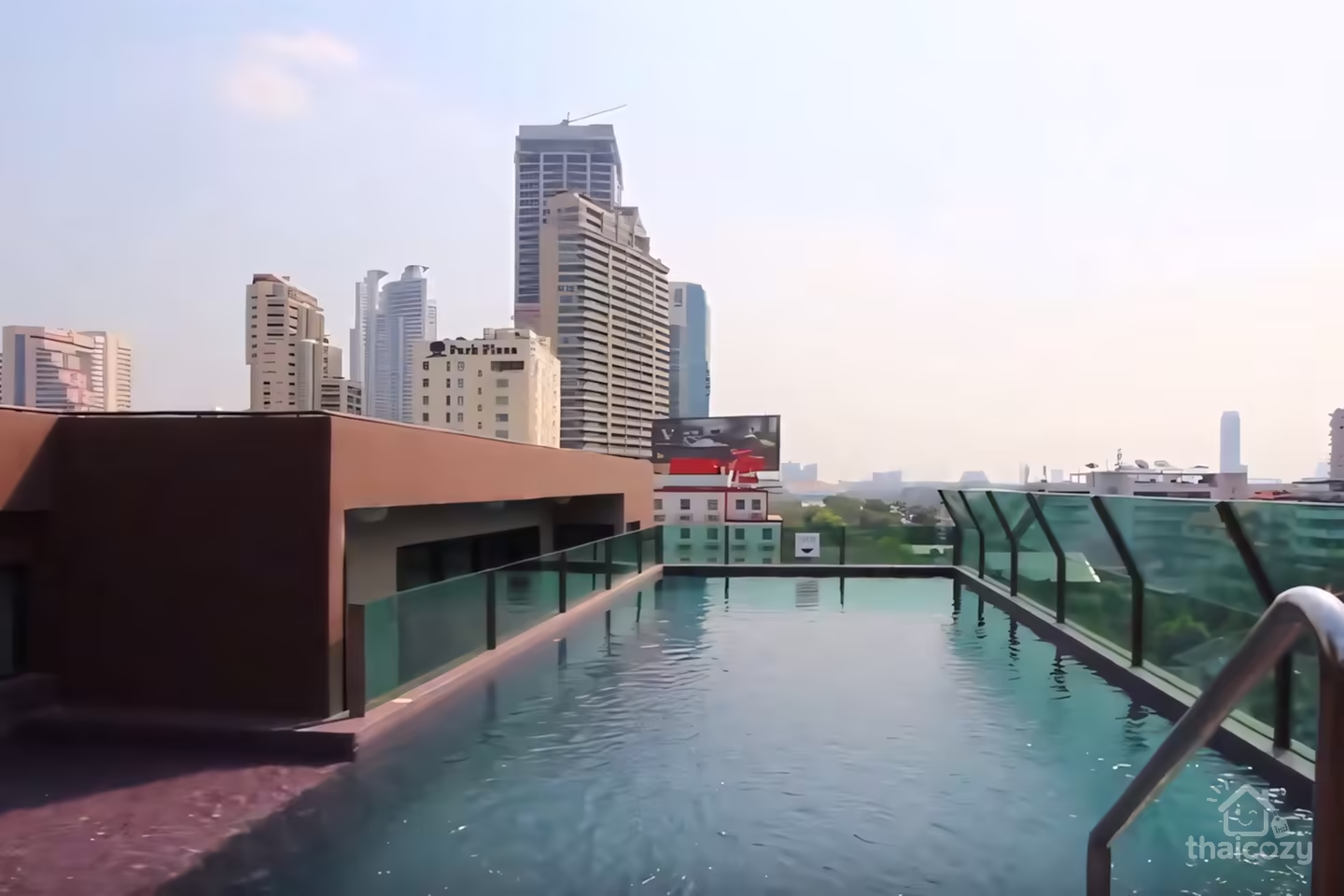 Le Cote Sukhumvit 14 photo 2