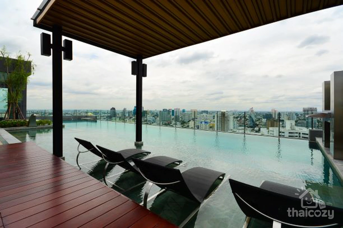 H Sukhumvit 43 photo 6