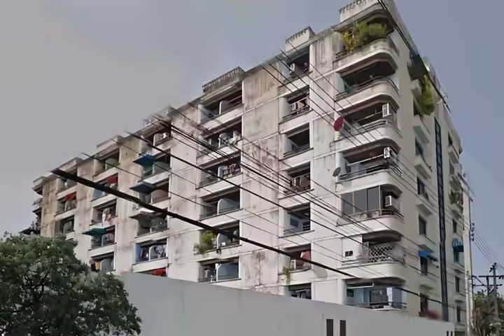 124 Privacy Condominium