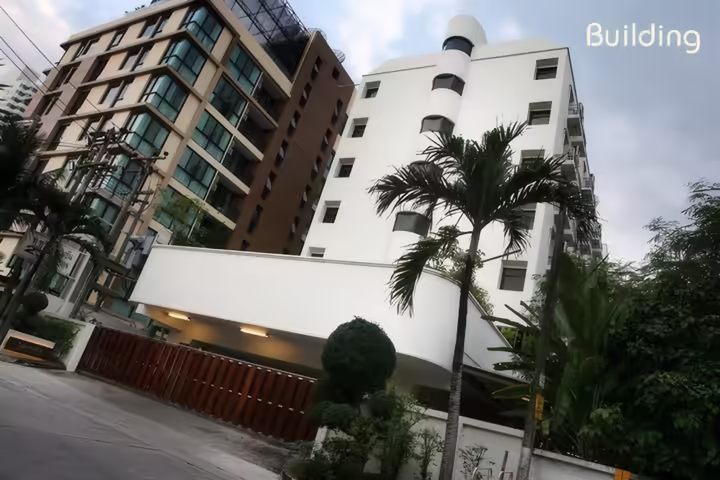 23 Mansion