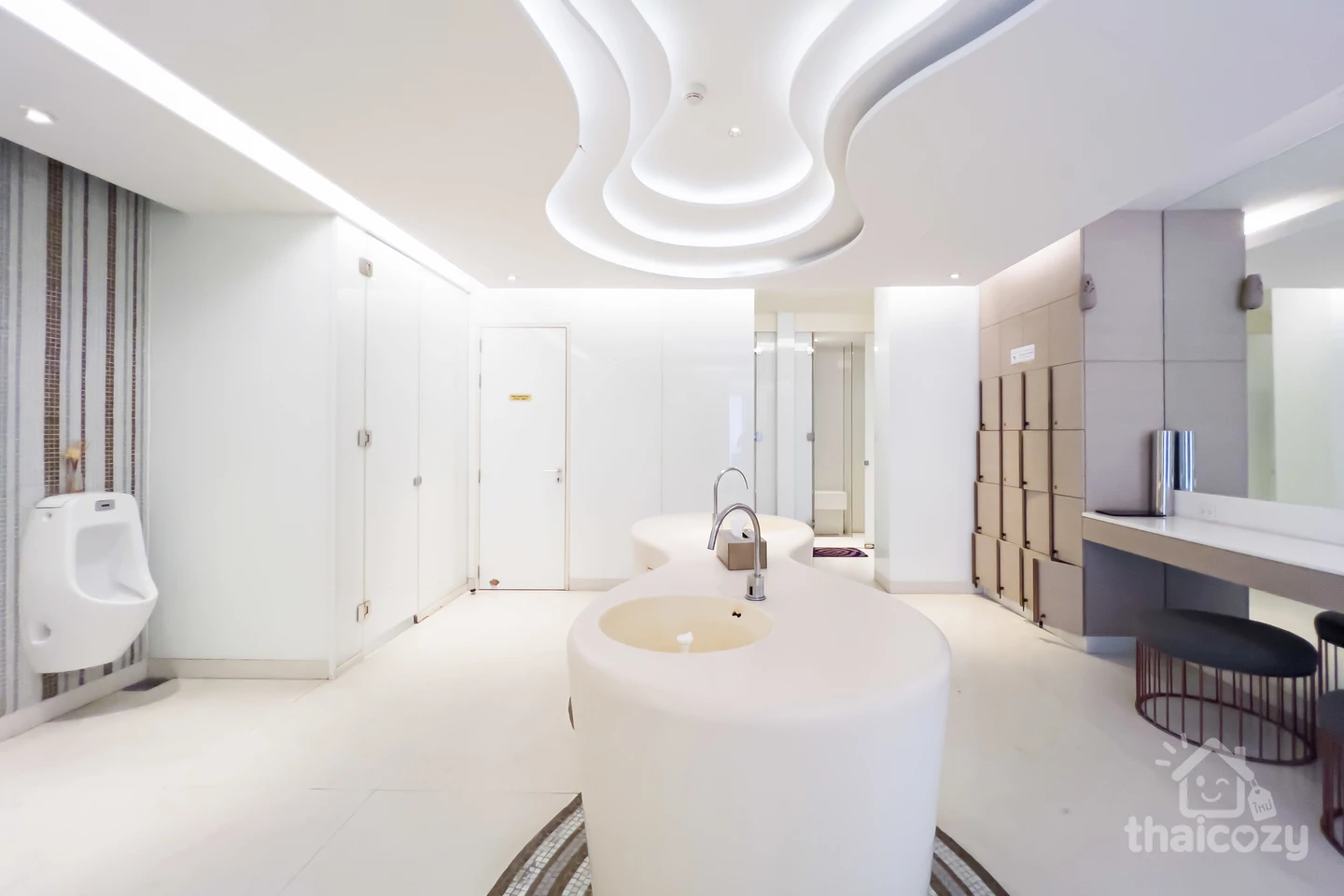 The Room Sukhumvit 69 photo 6