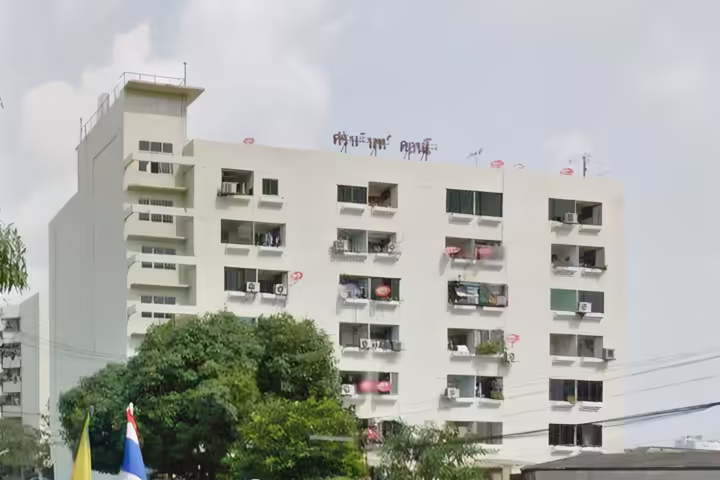 Sriburin Condo