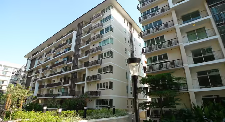 The Clover Thonglor
