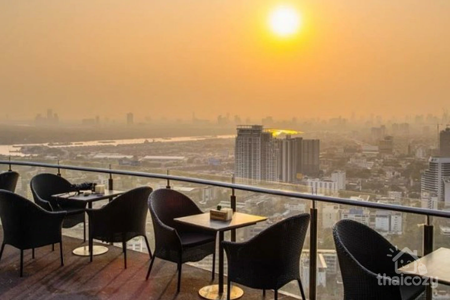 Sky Walk Condominium photo 5