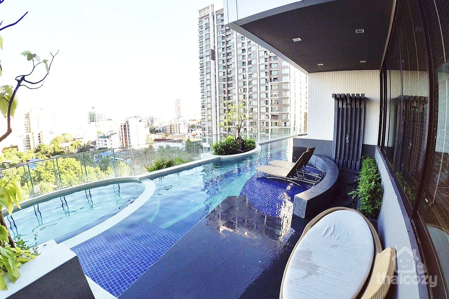 Condolette Midst Rama 9 photo 2