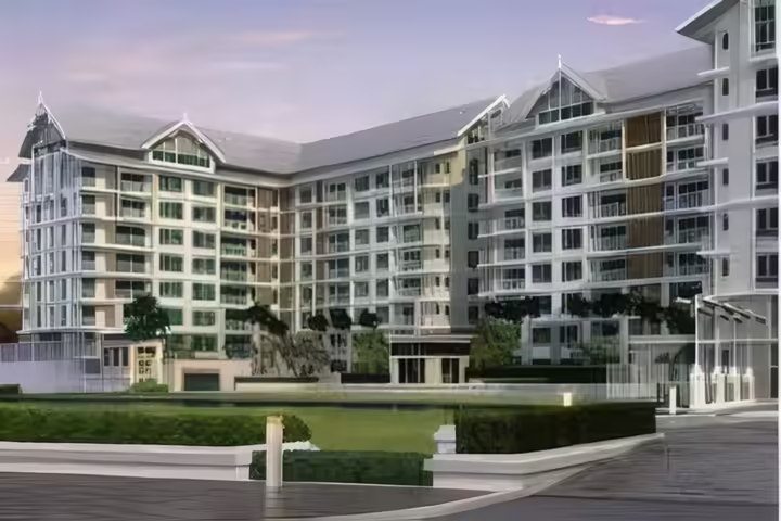The Bangkok Sathorn-Taksin