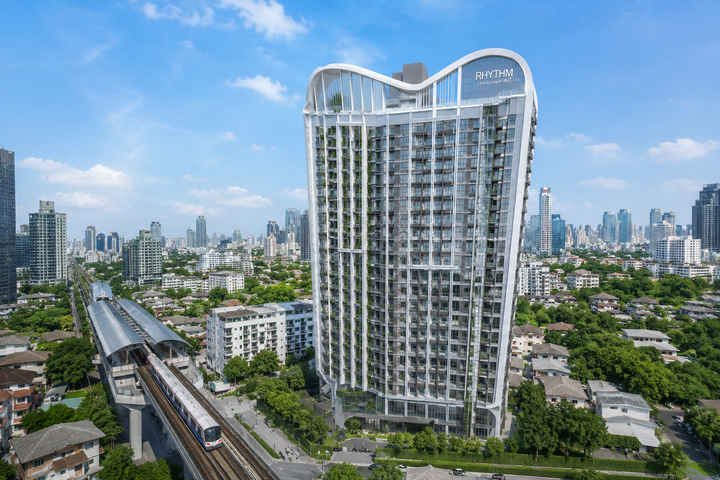 RHYTHM Sukhumvit 44/1