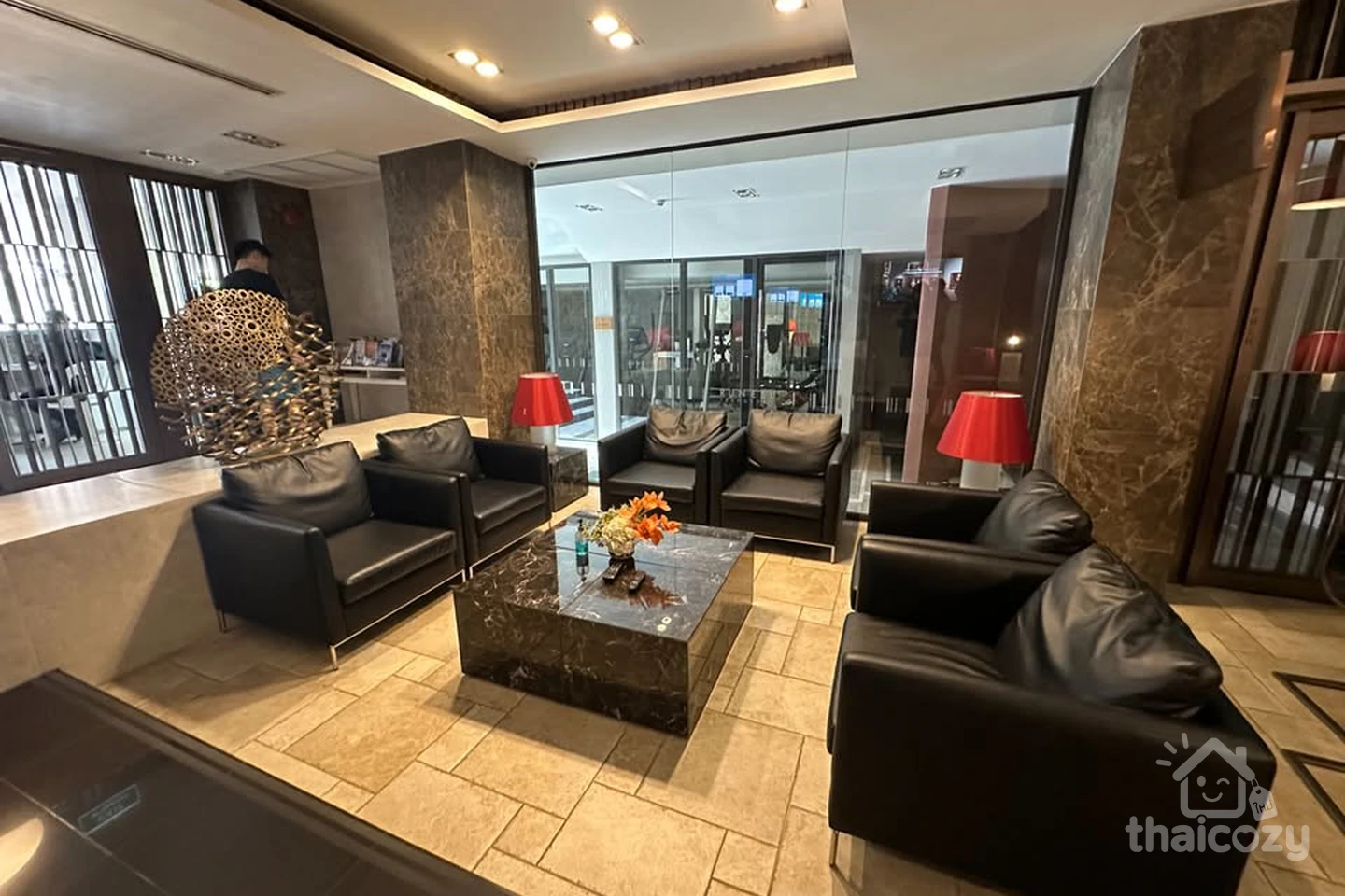 Runesu Thonglor 5 photo 8