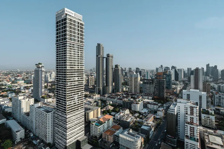 Noble Form Thonglor โนเบิล ฟอร์ม ทองหล่อ
