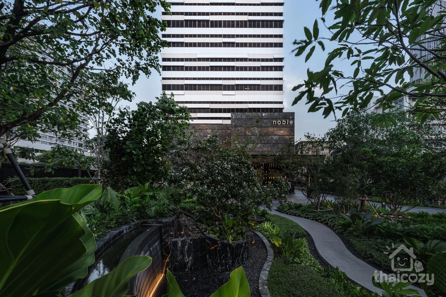 Noble Form Thonglor photo 3