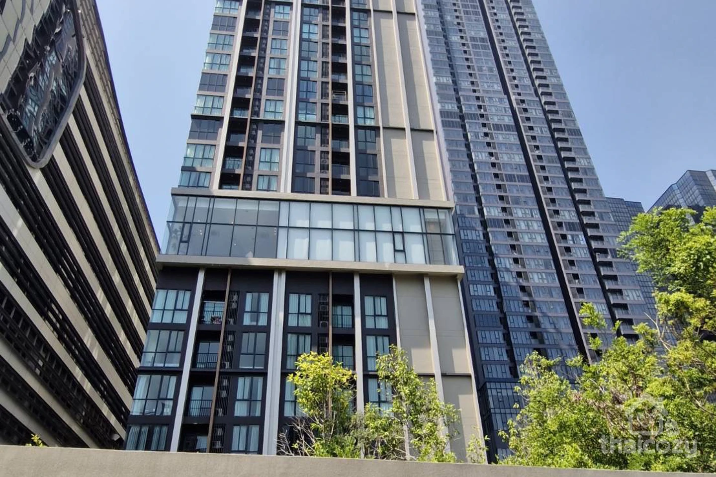 Nue District R9 photo 2