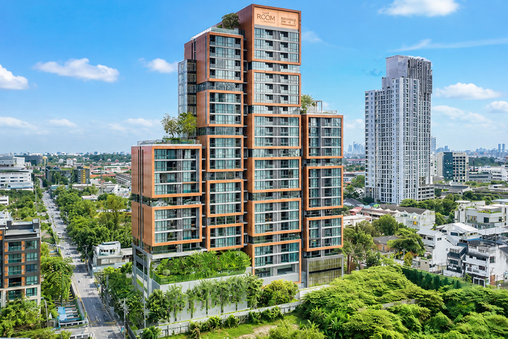 The Room Sukhumvit 38