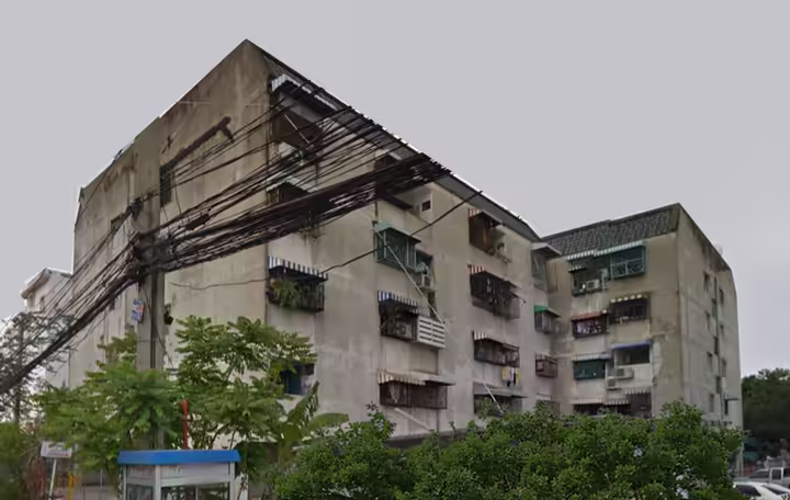 Sky House Condominium