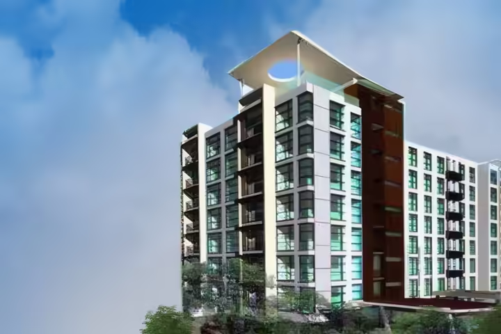 Sathorn Plus On The Pond