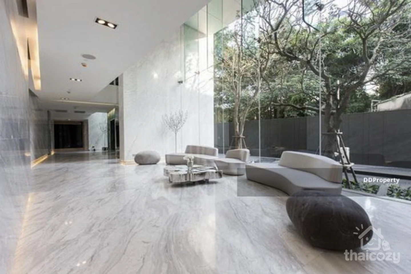 HQ Thonglor photo 6