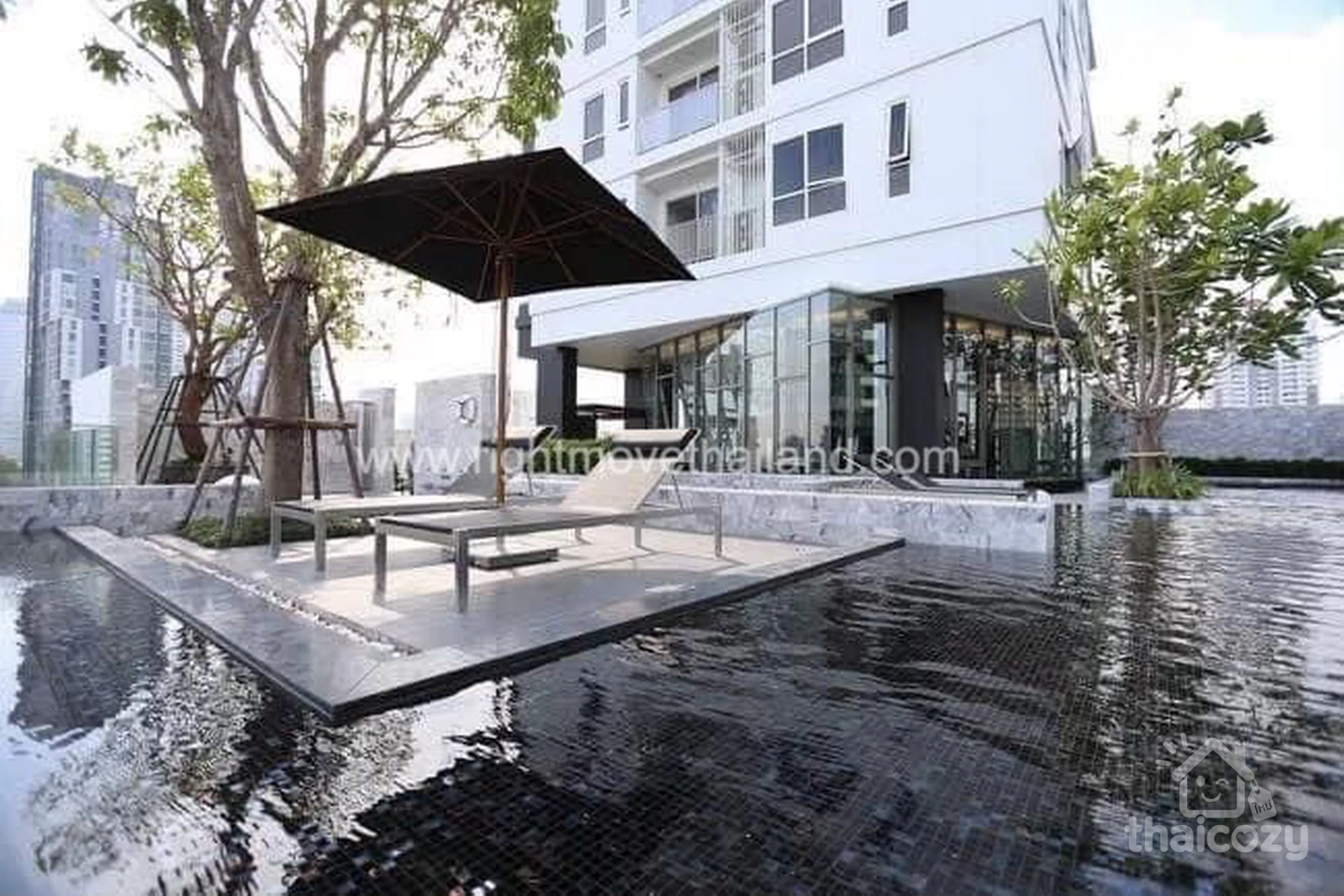 HQ Thonglor photo 7