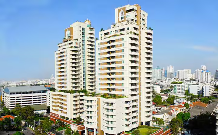 Piyathip Place