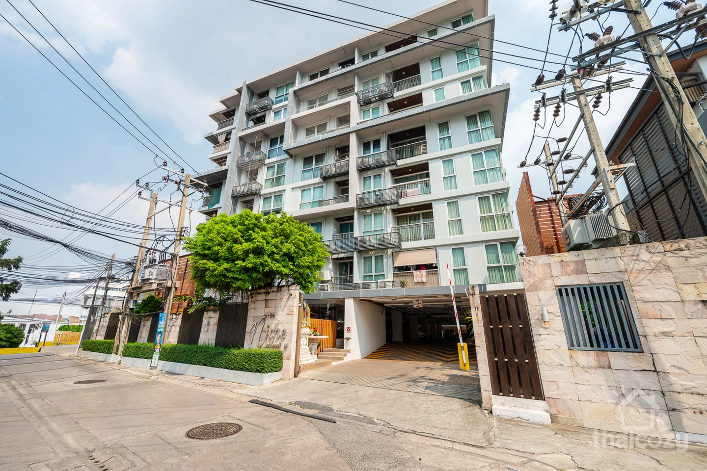 The Niche Sukhumvit 49 photo 2