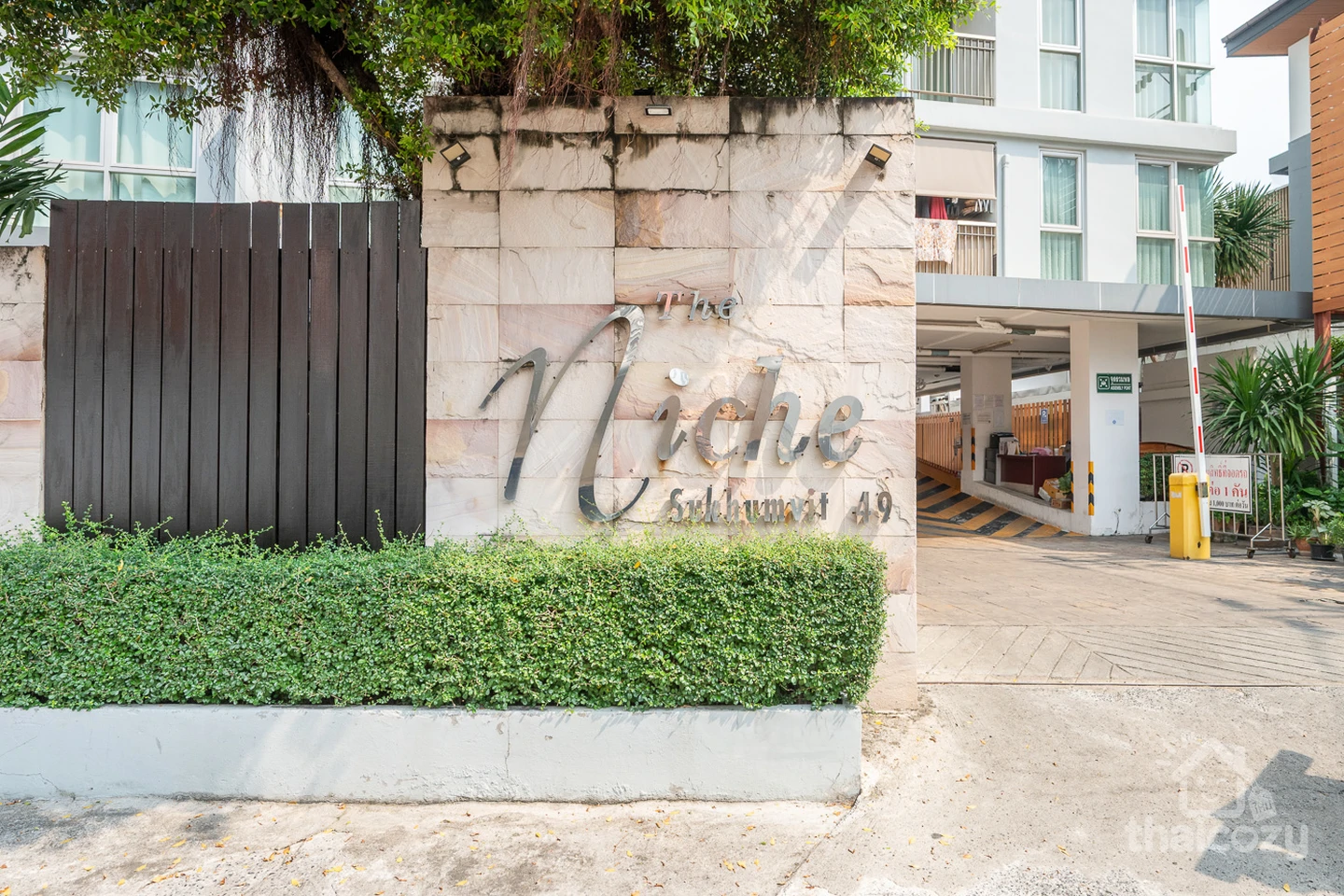 The Niche Sukhumvit 49 photo 3