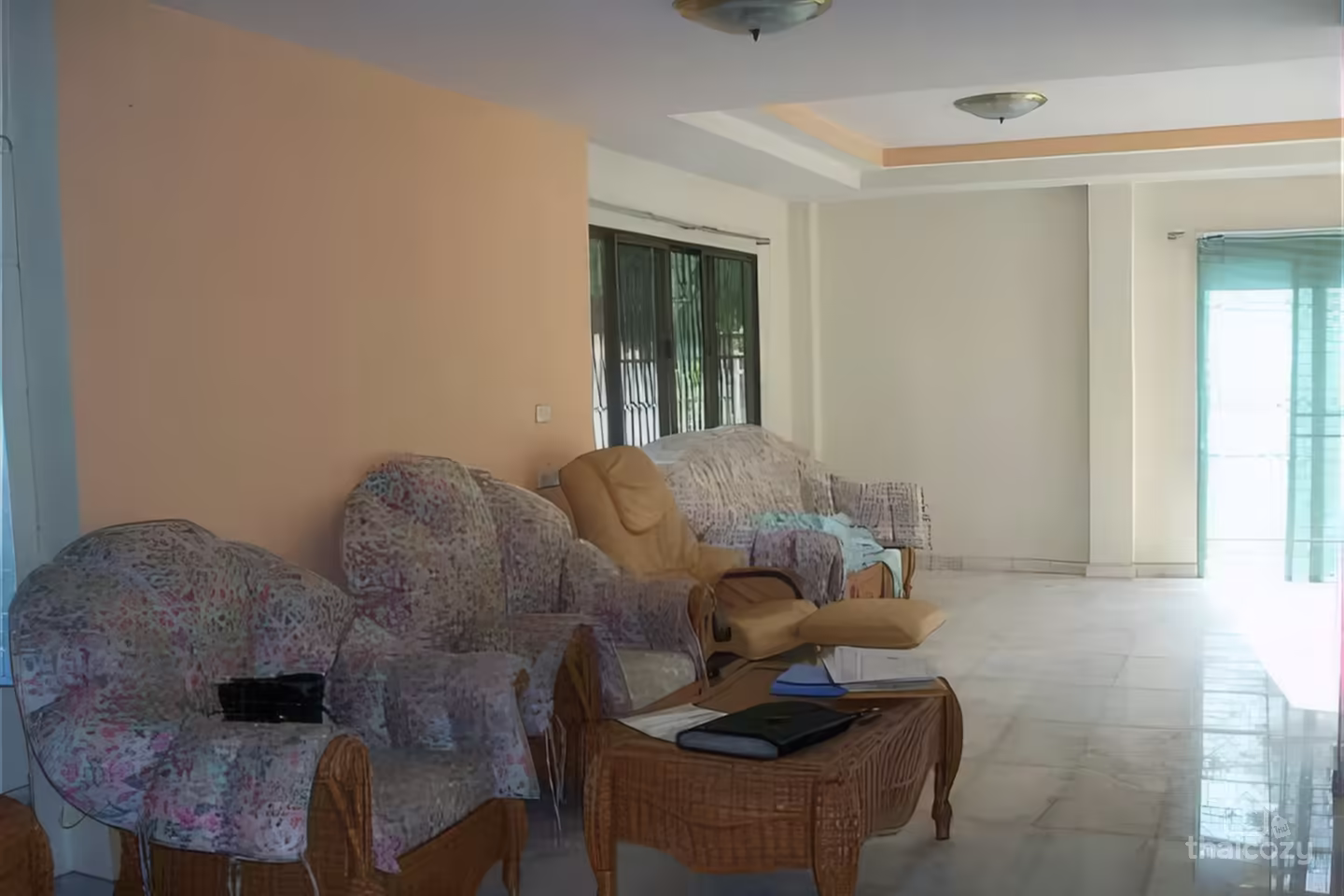บ้านเช่า 5 ห้องนอน ใกล้สนามบิน photo 2