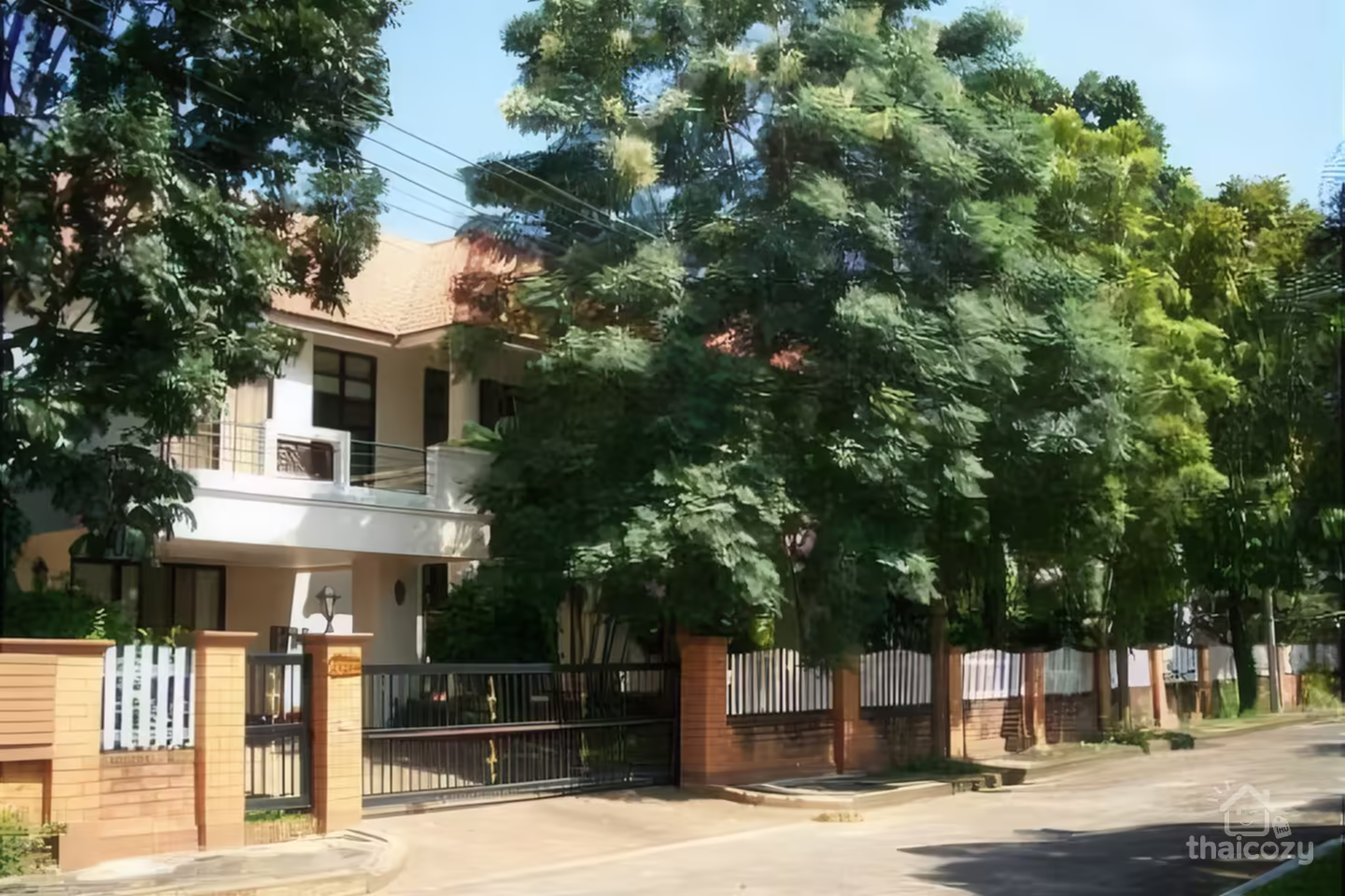 บ้าน 4 ห้องนอนดีเยี่ยมในอำเภอเมือง photo 2