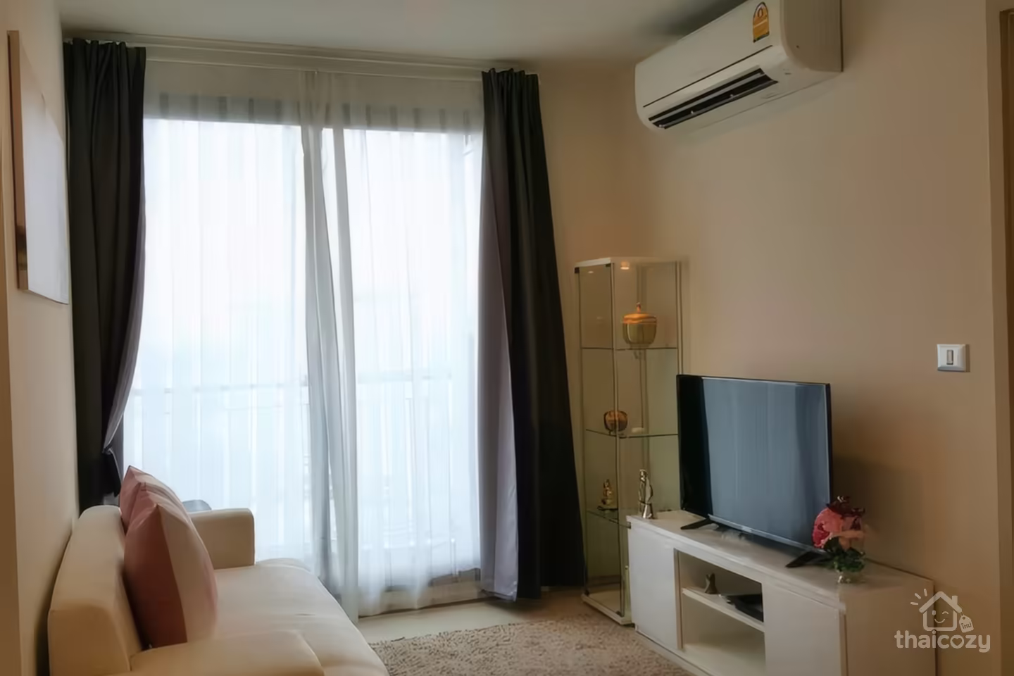 ให้เช่าคอนโด รีธึ่ม สุขุมวิท 42 ใกล้ BTS เอกมัย – 42,000 บาท/เดือน photo 2