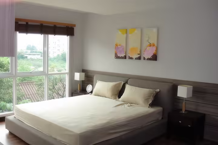Ekamai Apartment