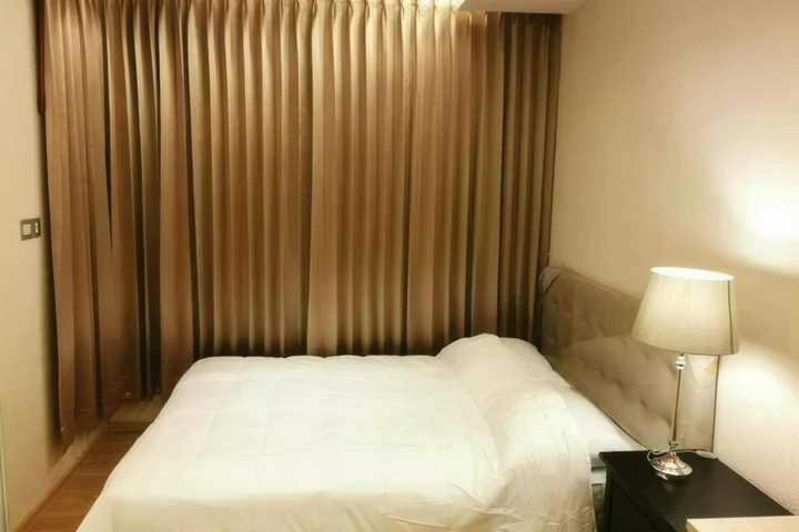H Sukhumvit 43、BTS Phrom Phong駅近くの賃貸コンドミニアム、1ベッドルーム41平方メートル、月額45,000バーツ