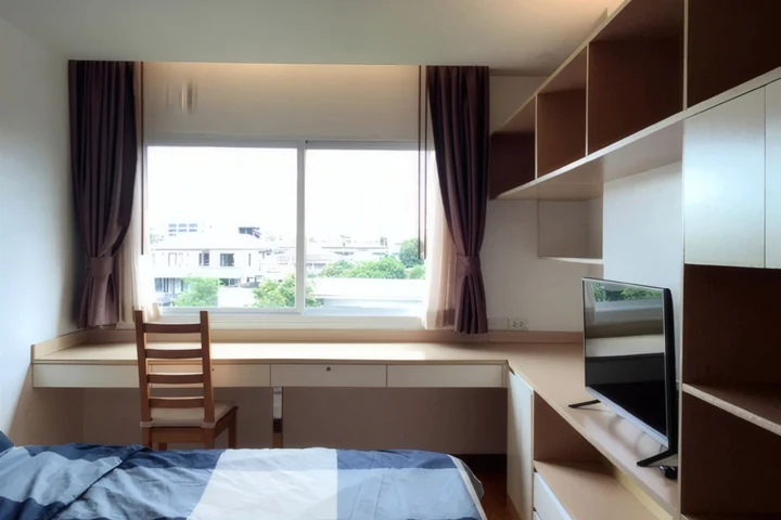 The Residence Sukhumvit 52 公寓出售，近BTS On Nut，1卧35平米，售价3,710,000泰铢