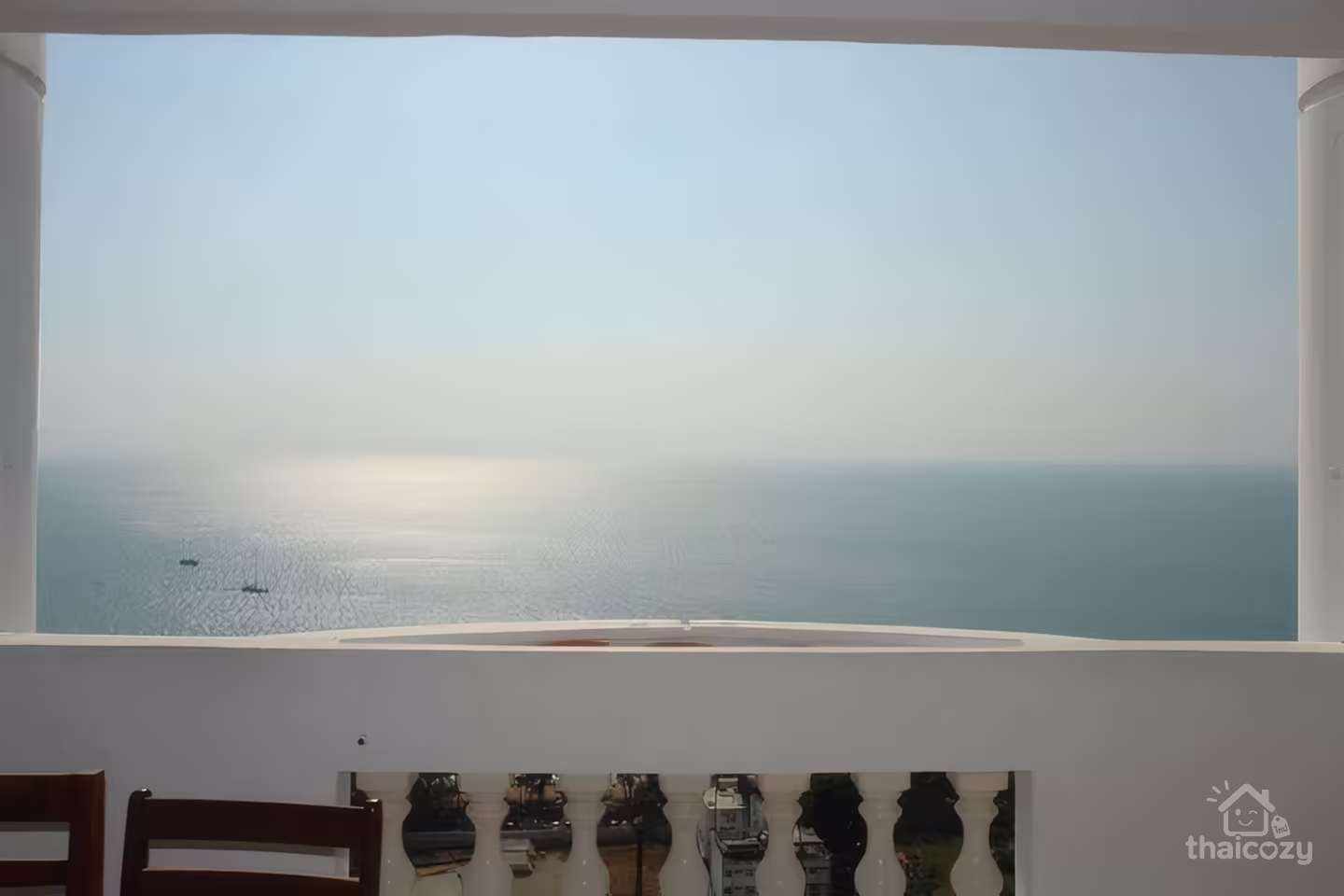 Appartement en étage élevé avec vue sur la mer et Jomtien photo 1