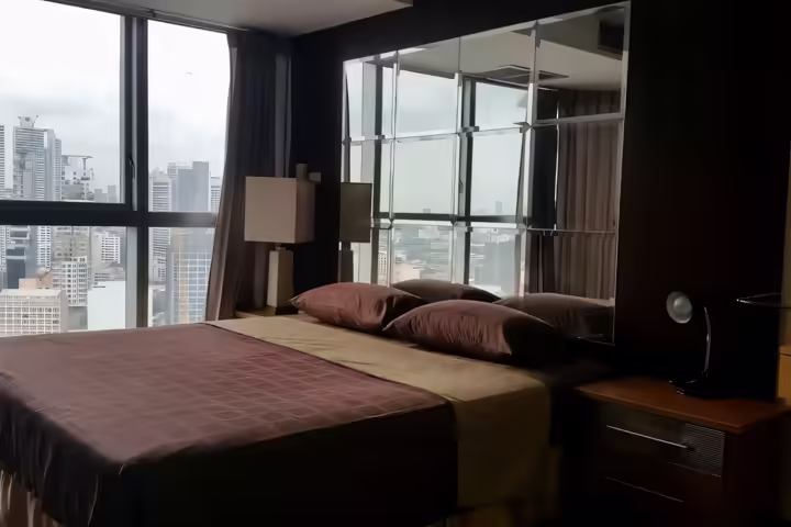 素坤逸两居室公寓出租
