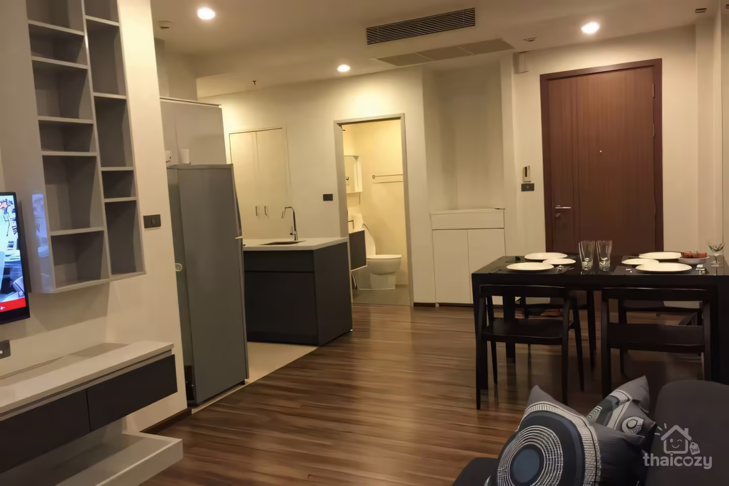 คอนโด 2 ห้องนอนให้เช่า สุขุมวิท photo 1