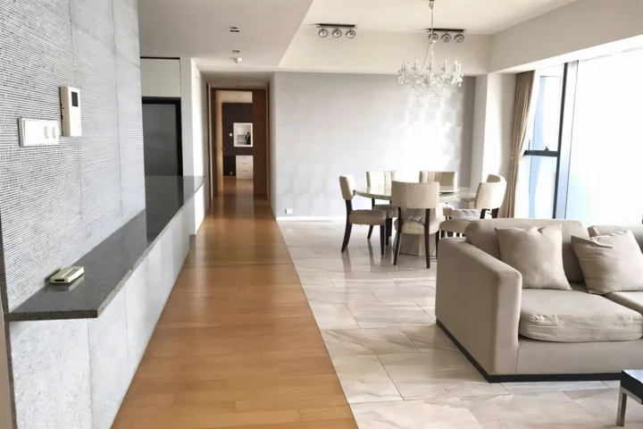 3 chambres à louer au Met Condominium, Sathorn Bangkok