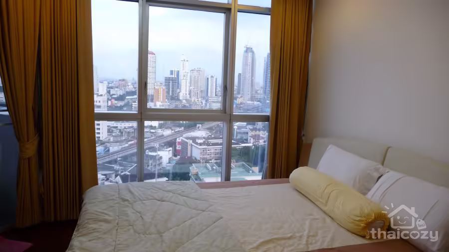 Appartement au 19e étage à louer photo 2