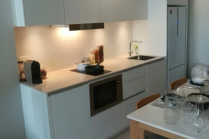 Аренда кондо Noble Ploenchit рядом с BTS Phloen Chit, 2 спальни, 70 кв.м, 78 000 бат/мес