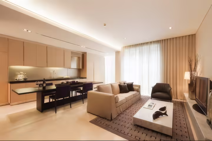 ศาลาแดง เรสซิเด้นซ์ คอนโดใกล้ BTS ศาลาแดง 2 ห้องนอน 101 ตร.ม. ราคา 28,200,000 บาท