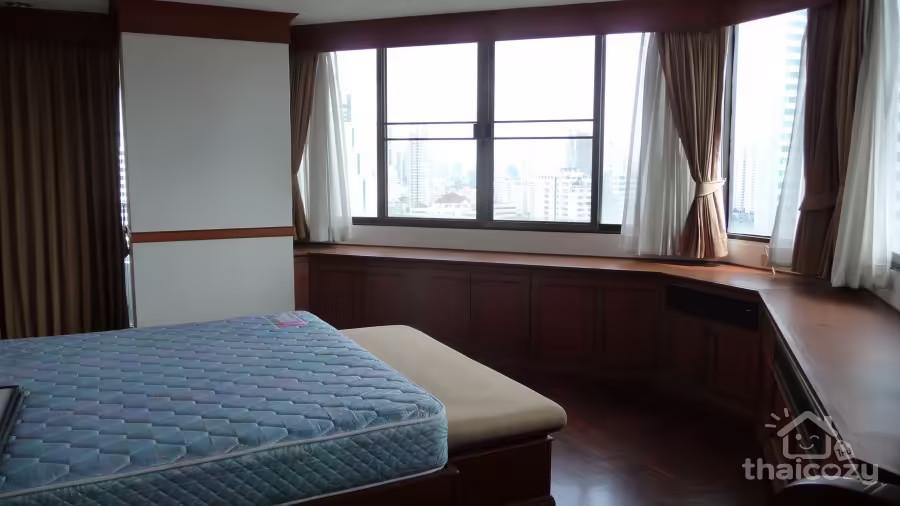 Apartment in Asoke with big balcony photo 2