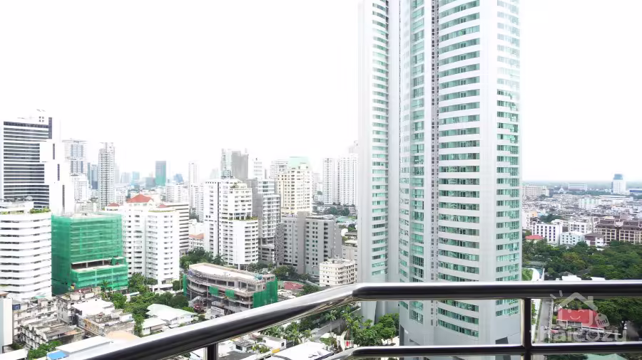 Apartment in Asoke with big balcony photo 1