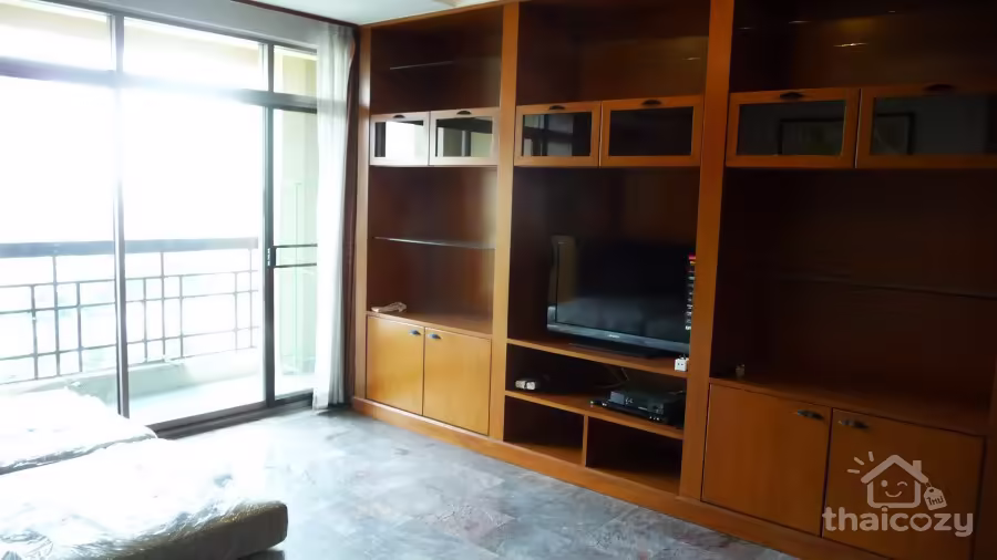 133 sq.m. 2-Bedroom Apartment with 2 Large Balconies photo 2