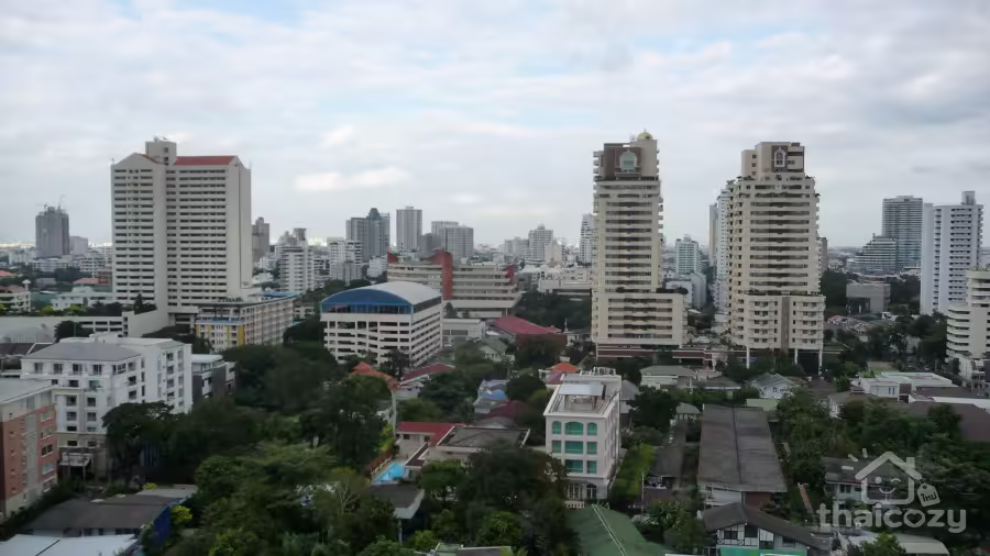 133 sq.m. 2-Bedroom Apartment with 2 Large Balconies photo 1