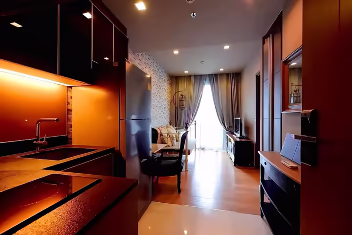 Keyne Thonglor