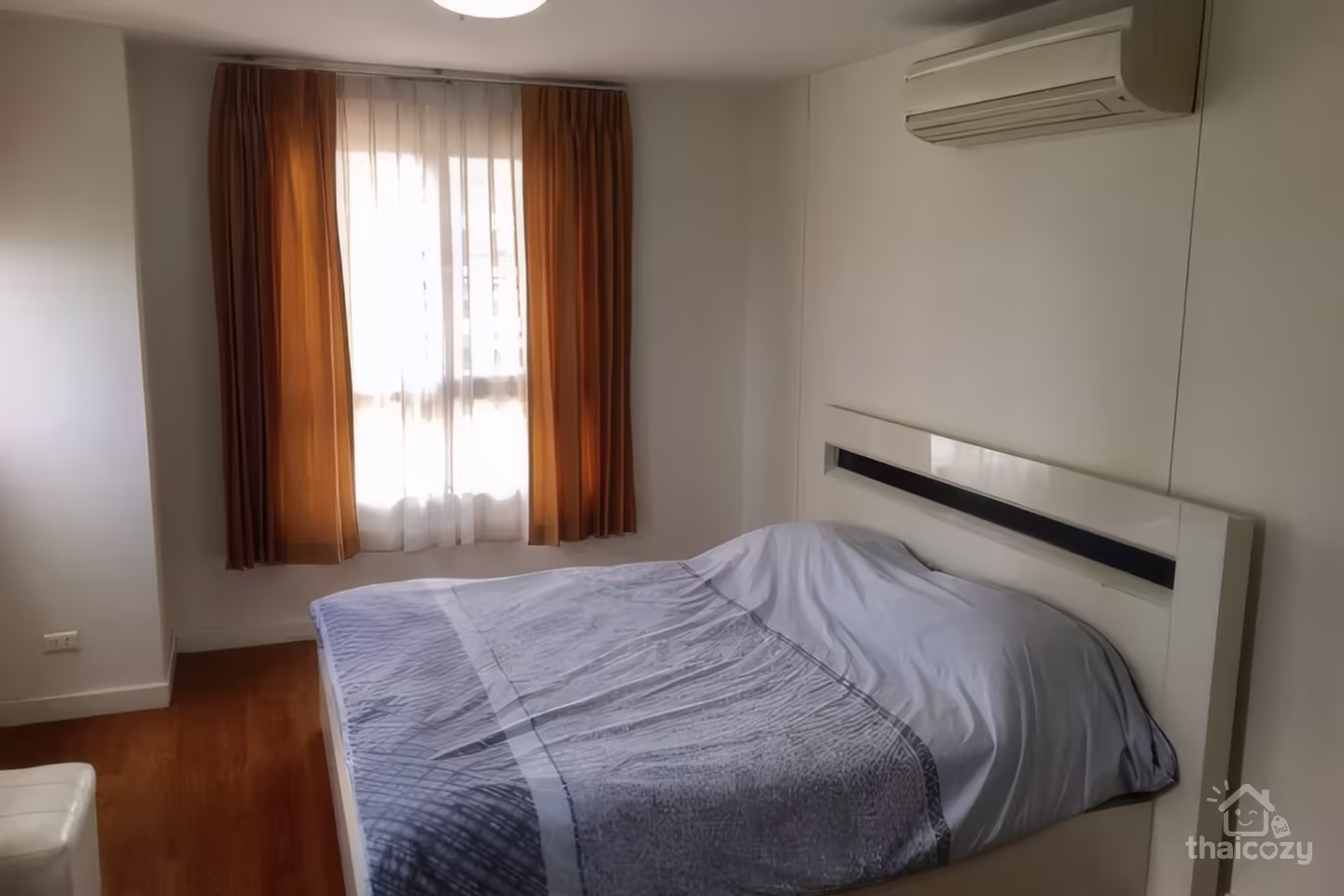 Condo One X Sukhumvit 26 – 2 chambres 70 m² à louer près de BTS Phrom Phong, 38 000 THB/mois photo 1