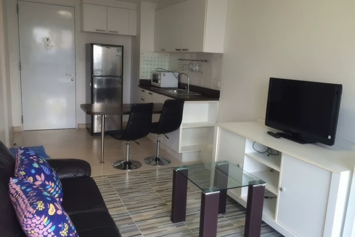 Аренда кондоминиума Sense Sukhumvit рядом с BTS Udom Suk – студия 35 кв.м – THB
