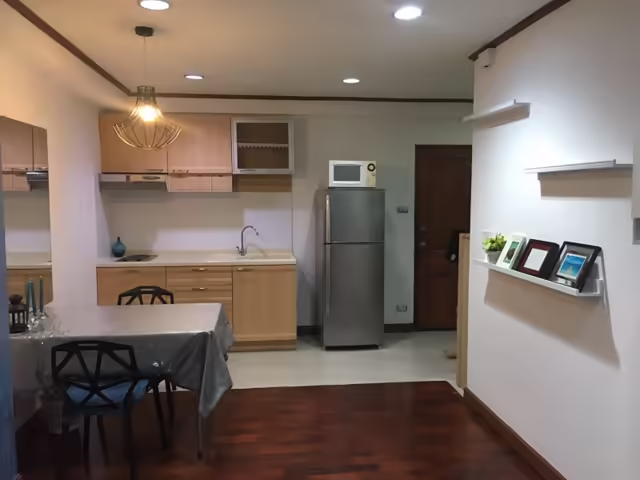 สราญใจ แมนชั่น